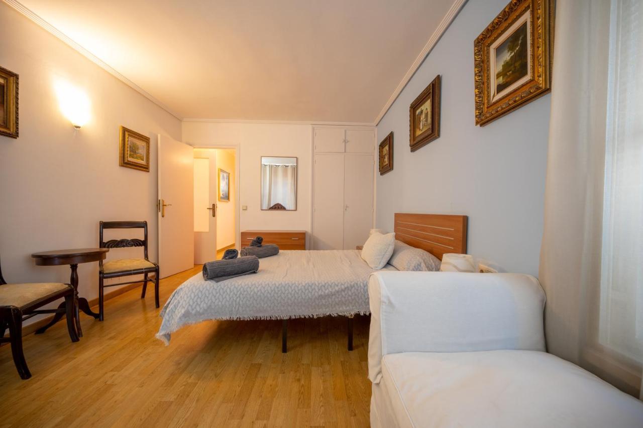 Beautiful Parque Loix 4 Bedroom Apartment Shared Pool, Tennis Court بينايدورم المظهر الخارجي الصورة